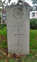 Drv W Pulham grave200