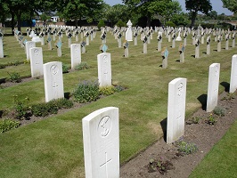 Haslar Royal Naval Cemetery01