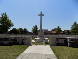 Menin Road South Military Cemetery 2015